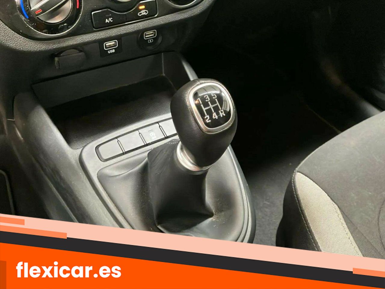 Foto Hyundai i10 23
