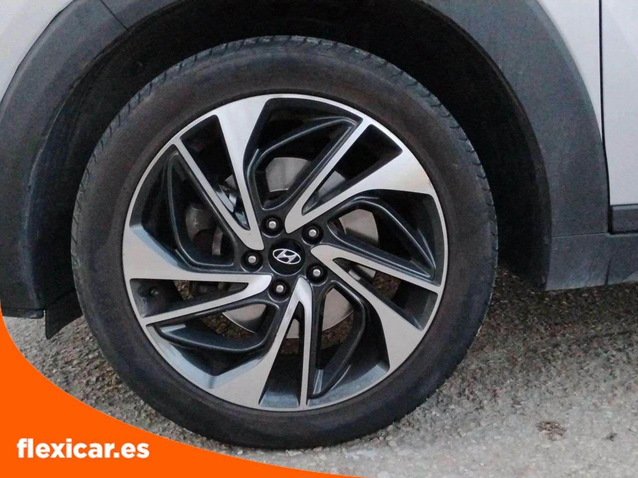 Foto Hyundai Tucson 12