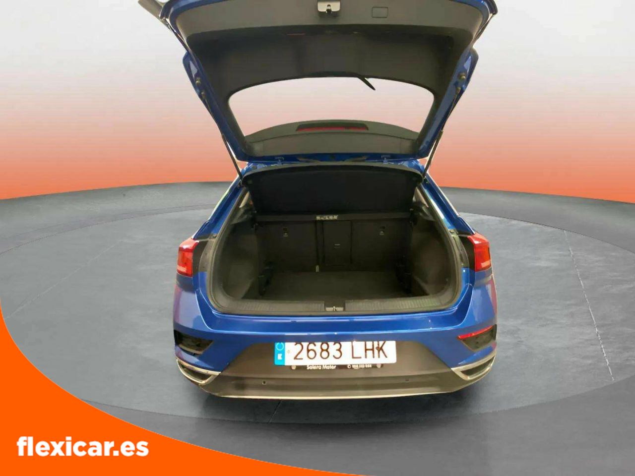 Foto Volkswagen T-Roc 15