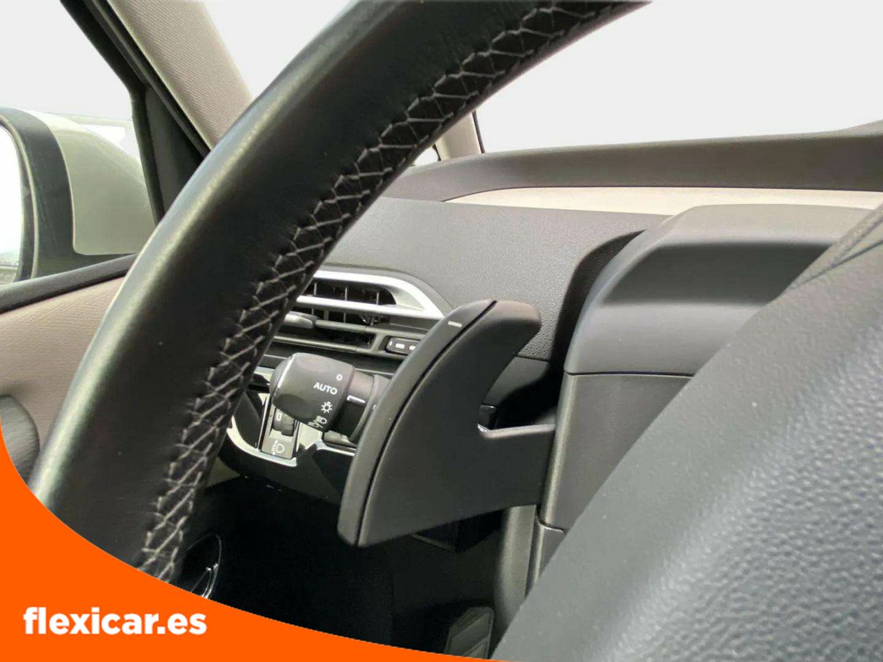 Foto Citroën Grand C4 SpaceTourer 16