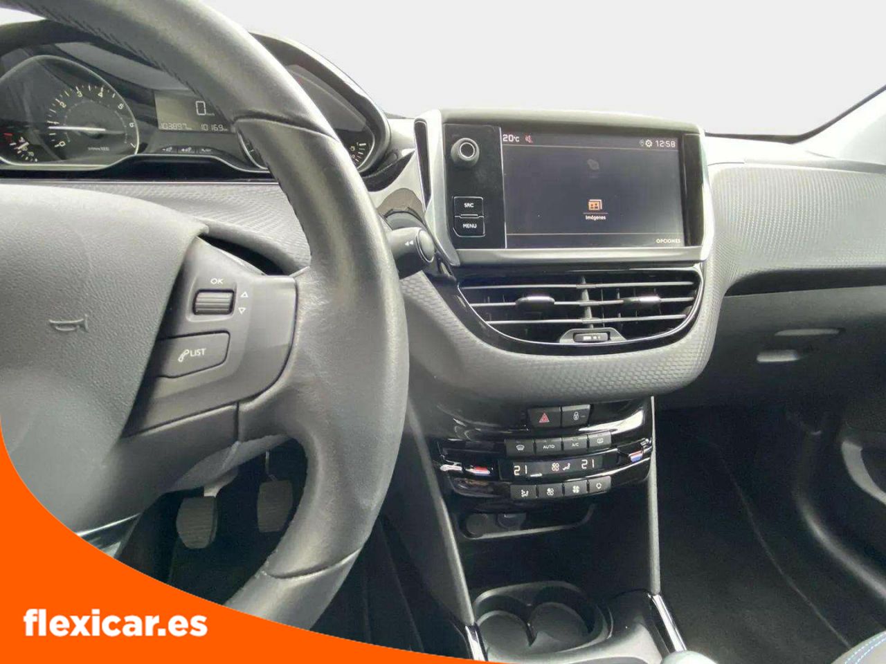 Foto Peugeot 2008 17