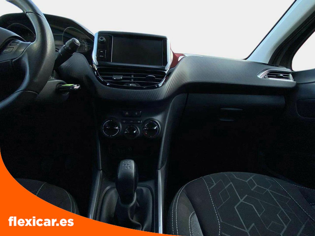 Foto Peugeot 2008 12