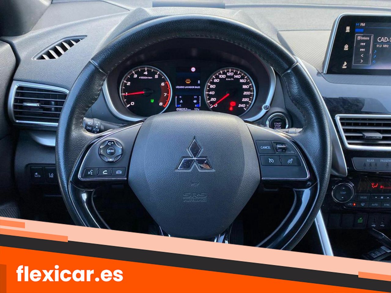 Foto Mitsubishi Eclipse Cross 8