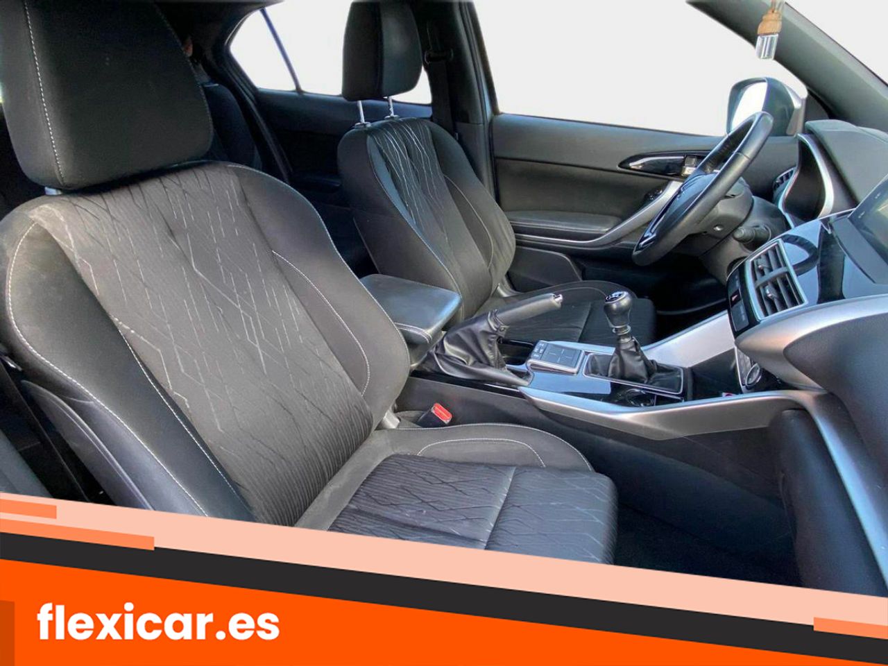 Foto Mitsubishi Eclipse Cross 11