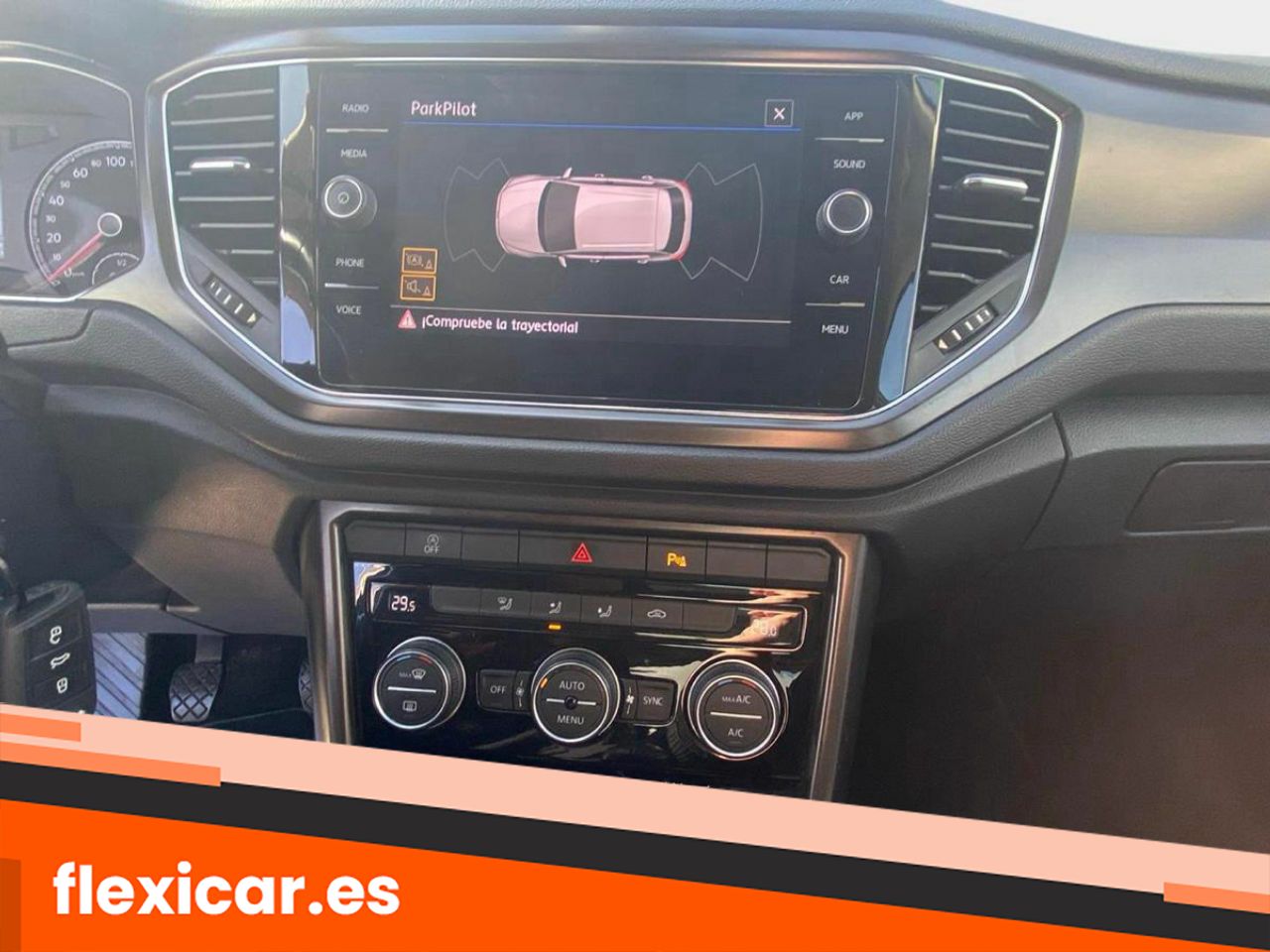 Foto Volkswagen T-Roc 10