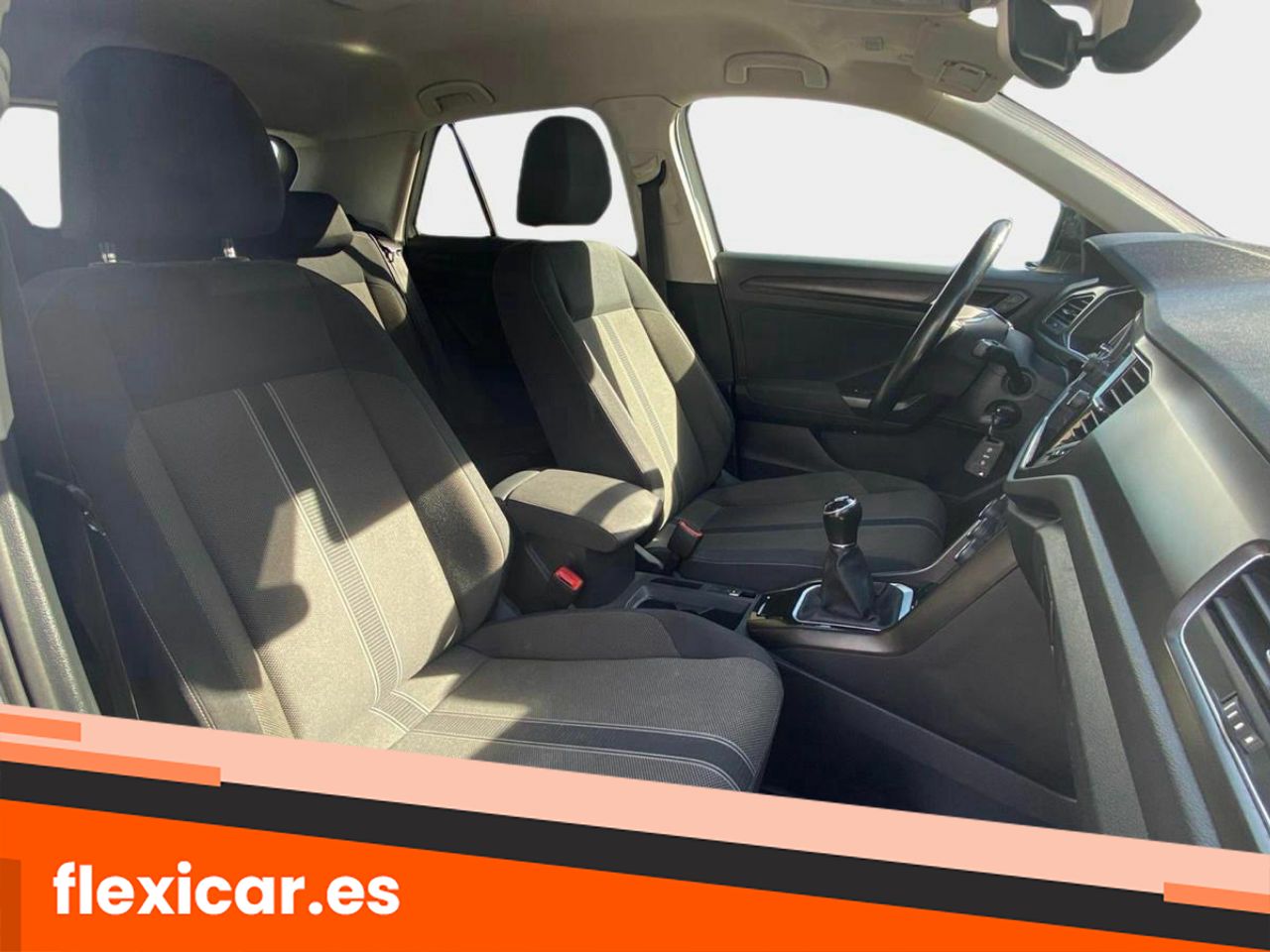 Foto Volkswagen T-Roc 12