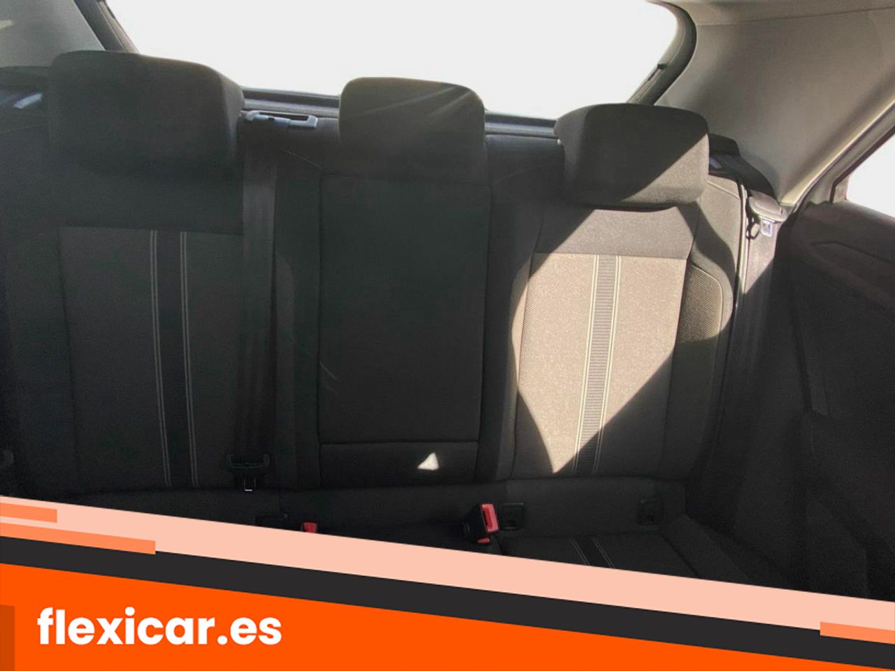 Foto Volkswagen T-Roc 13