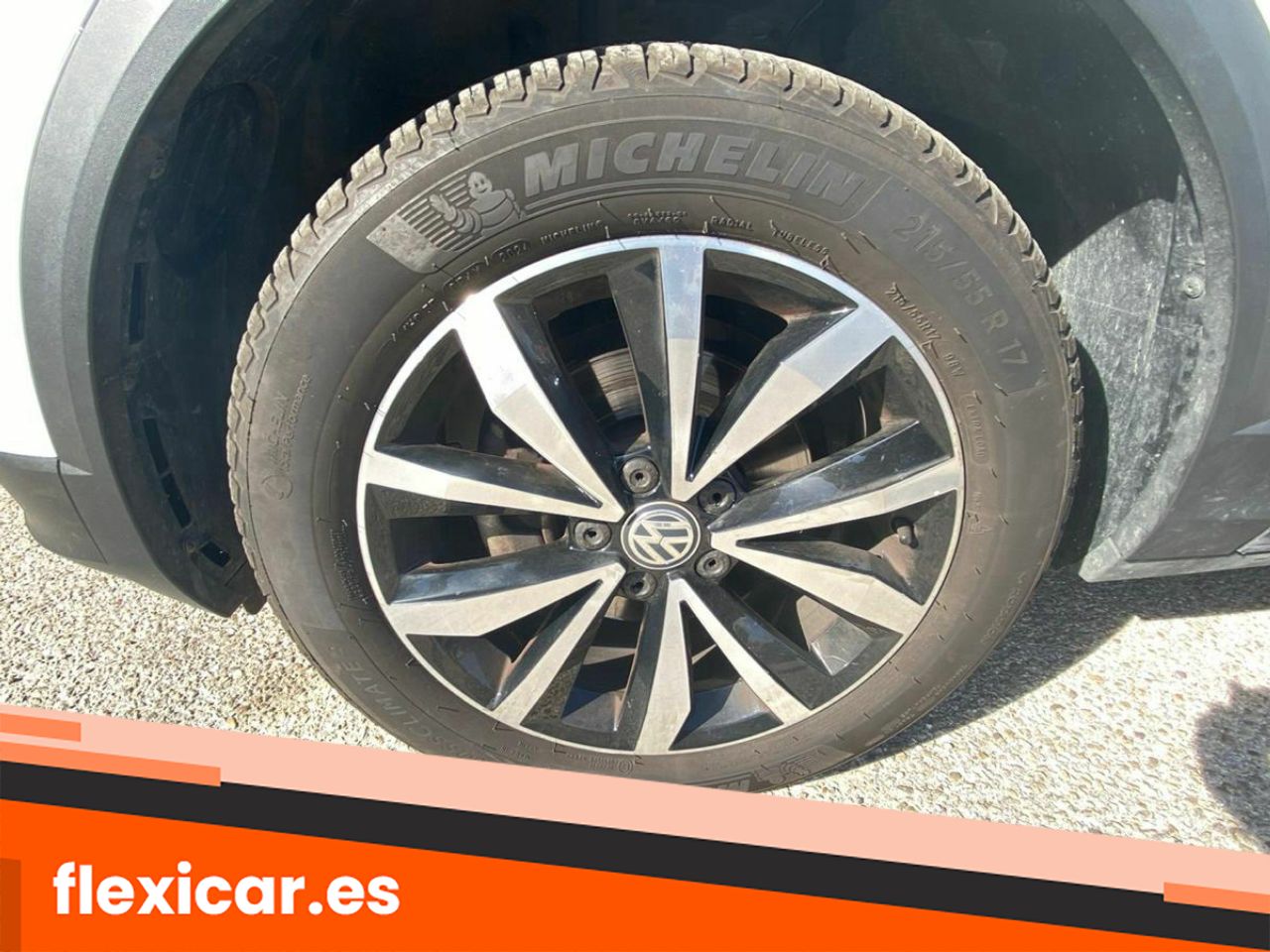 Foto Volkswagen T-Roc 16