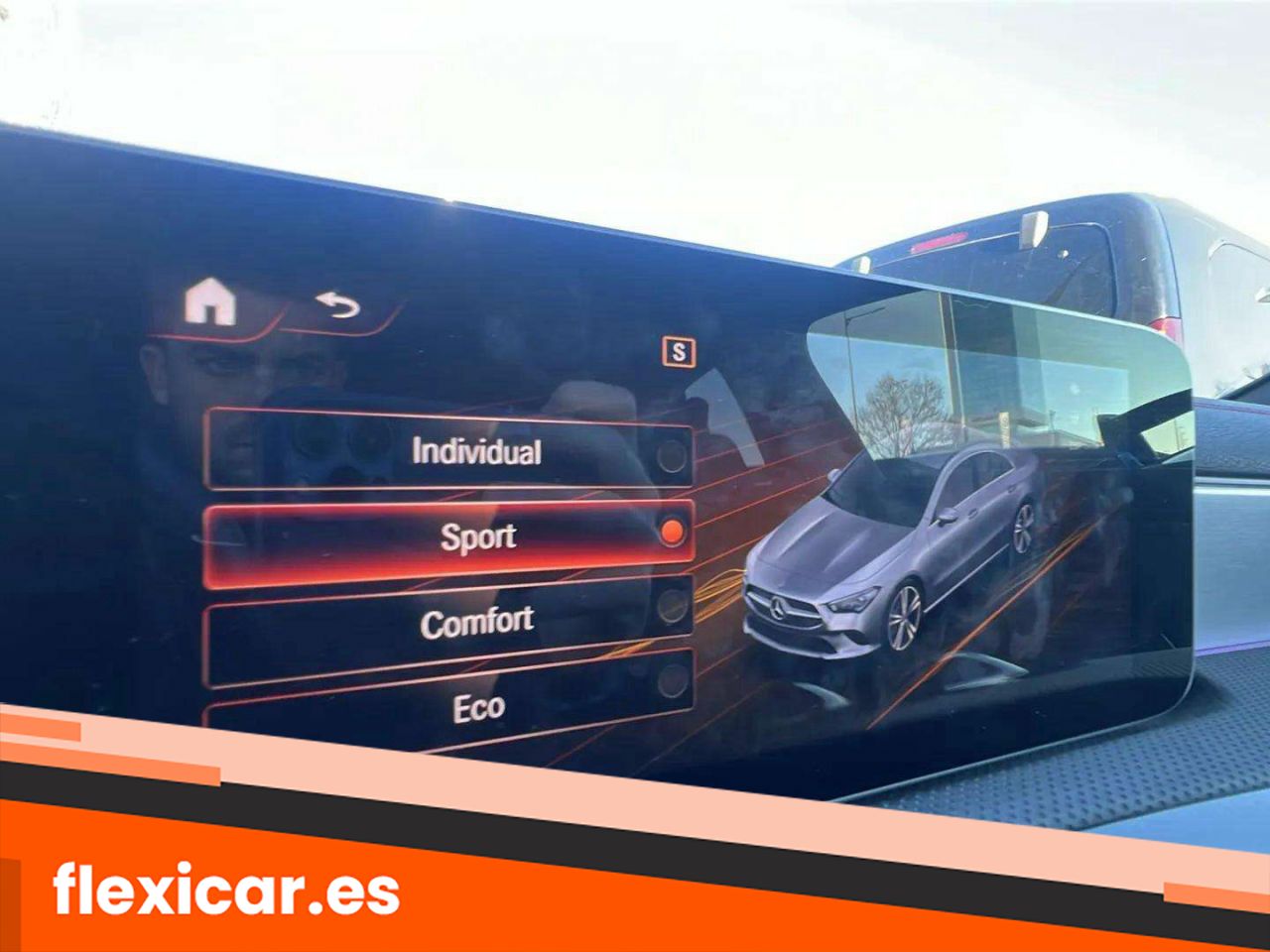 Foto Mercedes-Benz Clase CLA 13