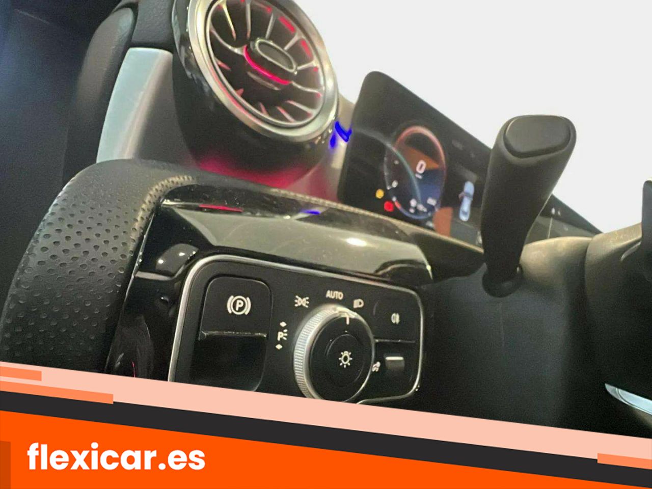 Foto Mercedes-Benz Clase CLA 25