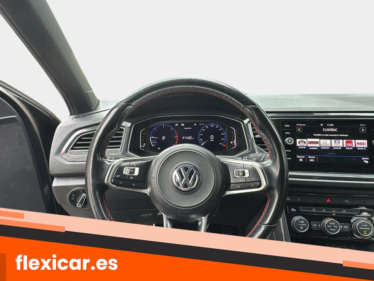 Foto Volkswagen T-Roc 13