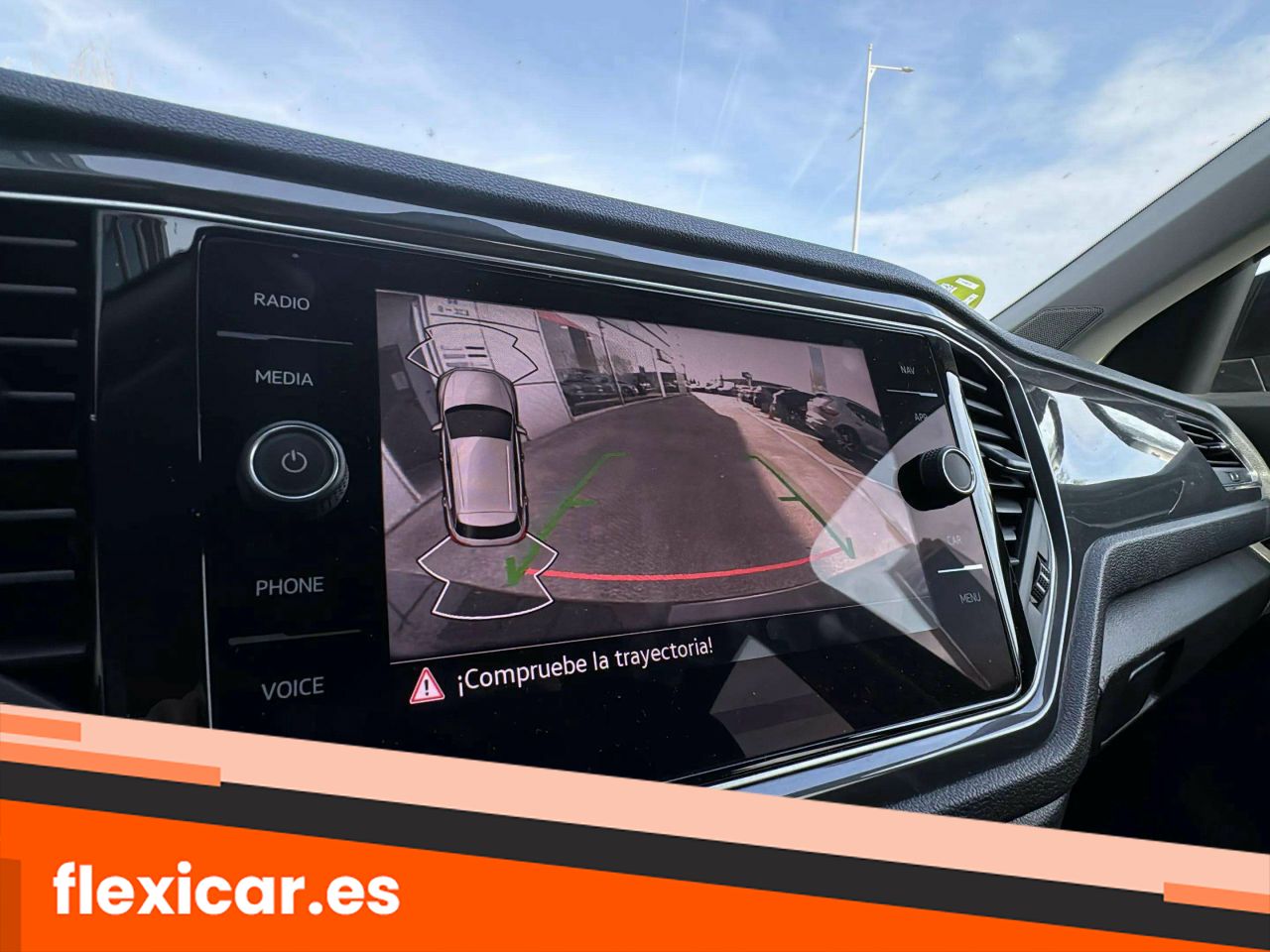 Foto Volkswagen T-Roc 14