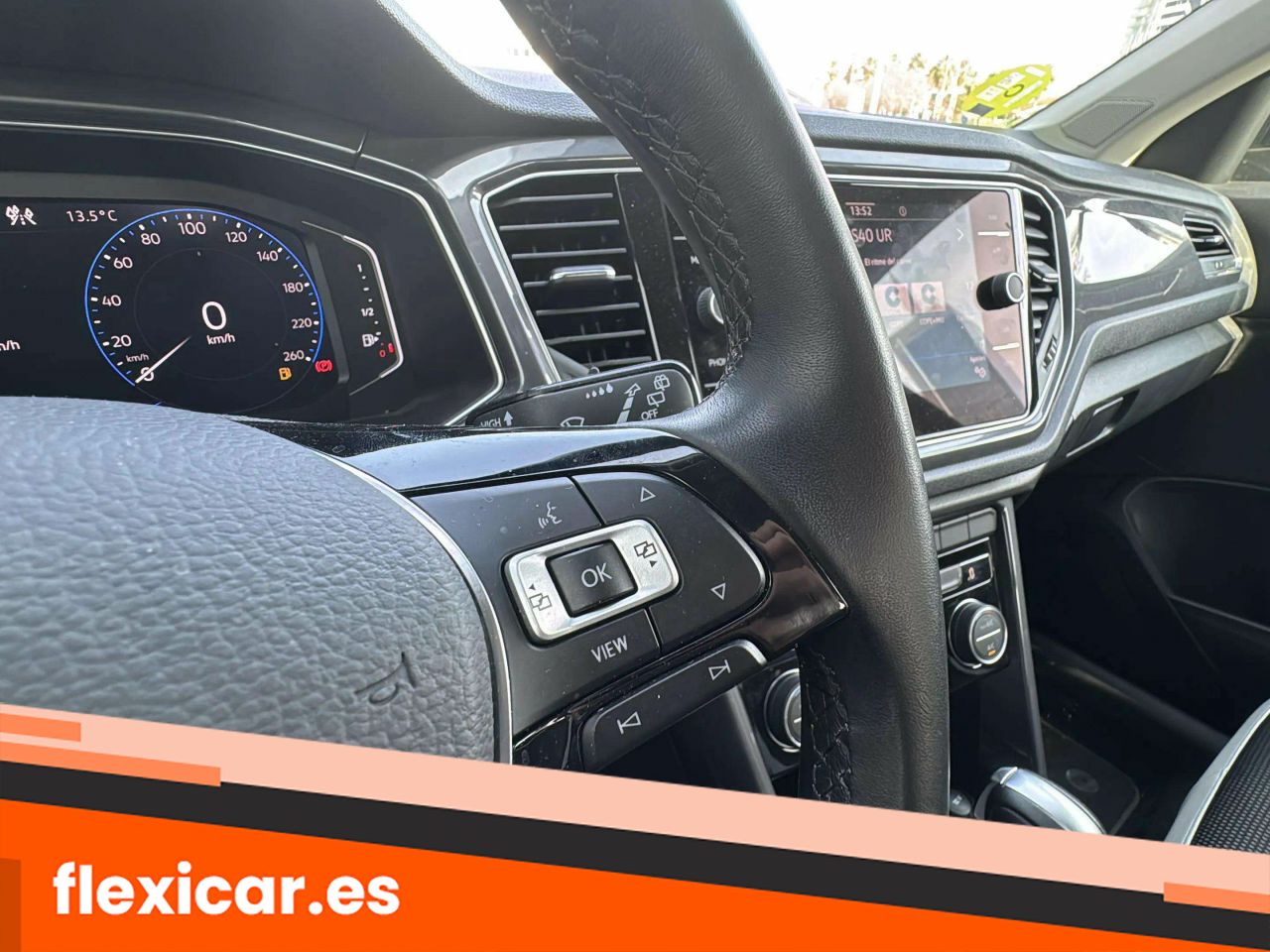 Foto Volkswagen T-Roc 17