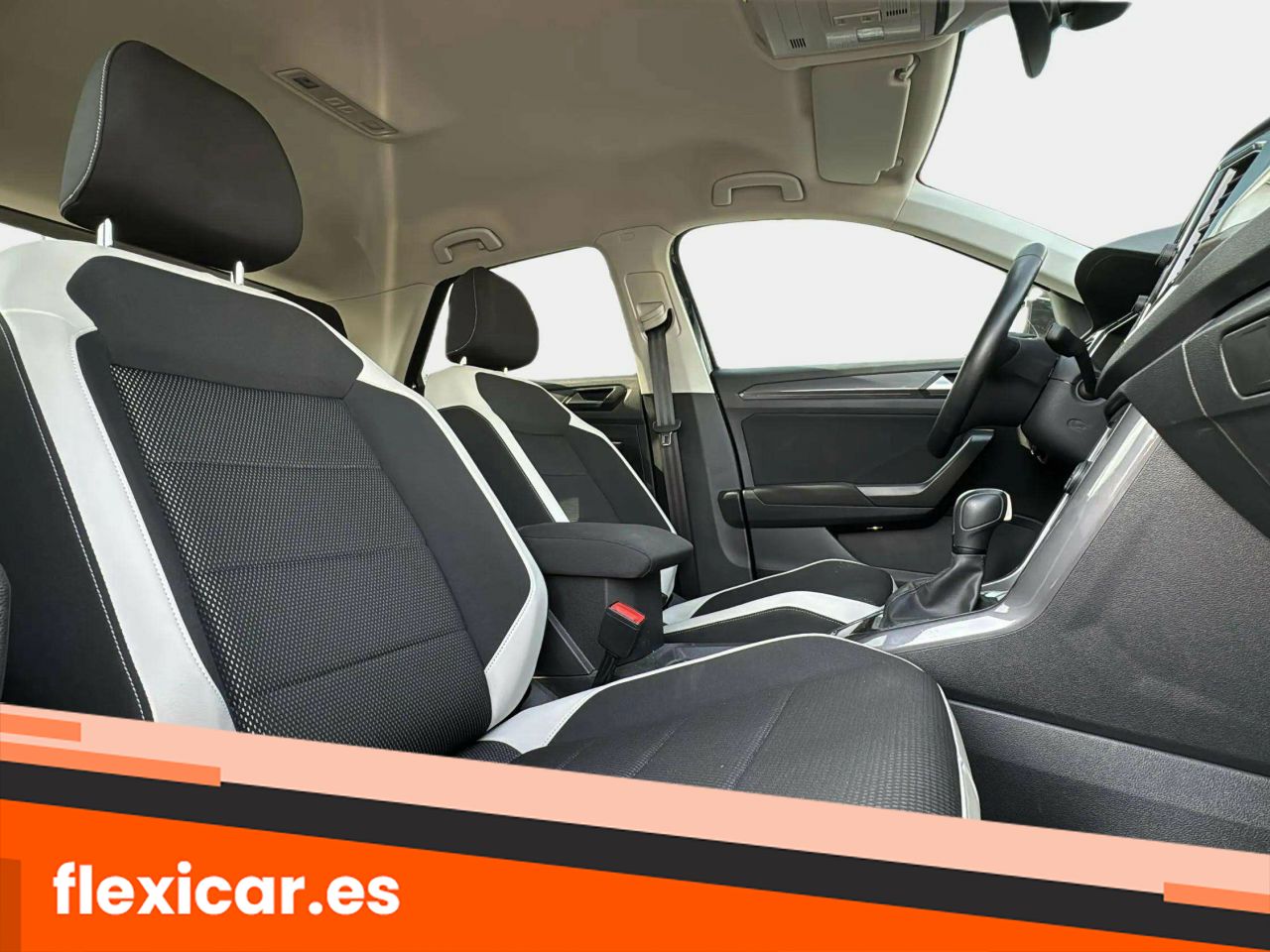 Foto Volkswagen T-Roc 18