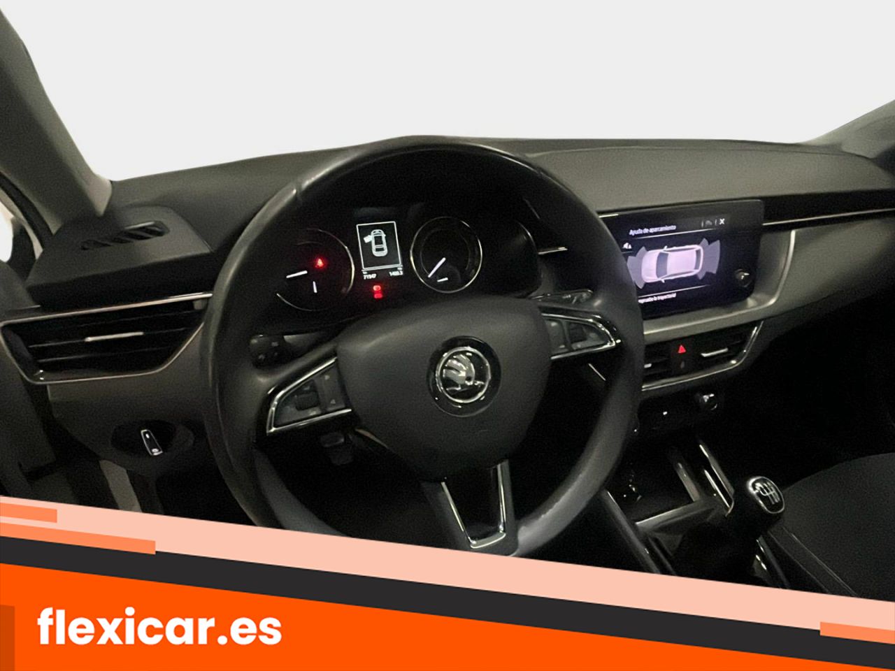 Foto Skoda Scala 12