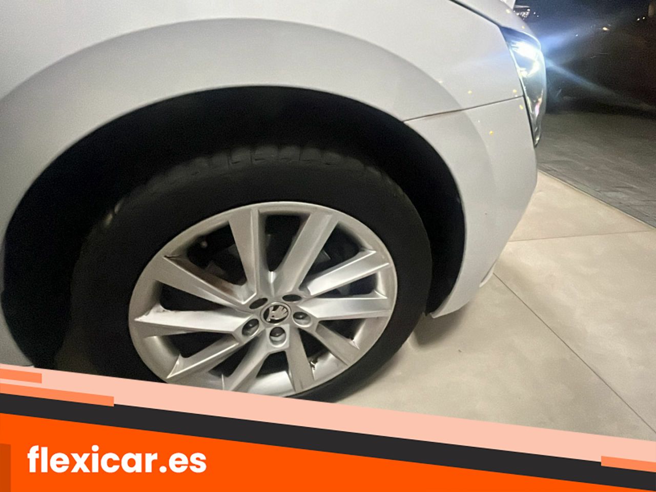 Foto Skoda Scala 13