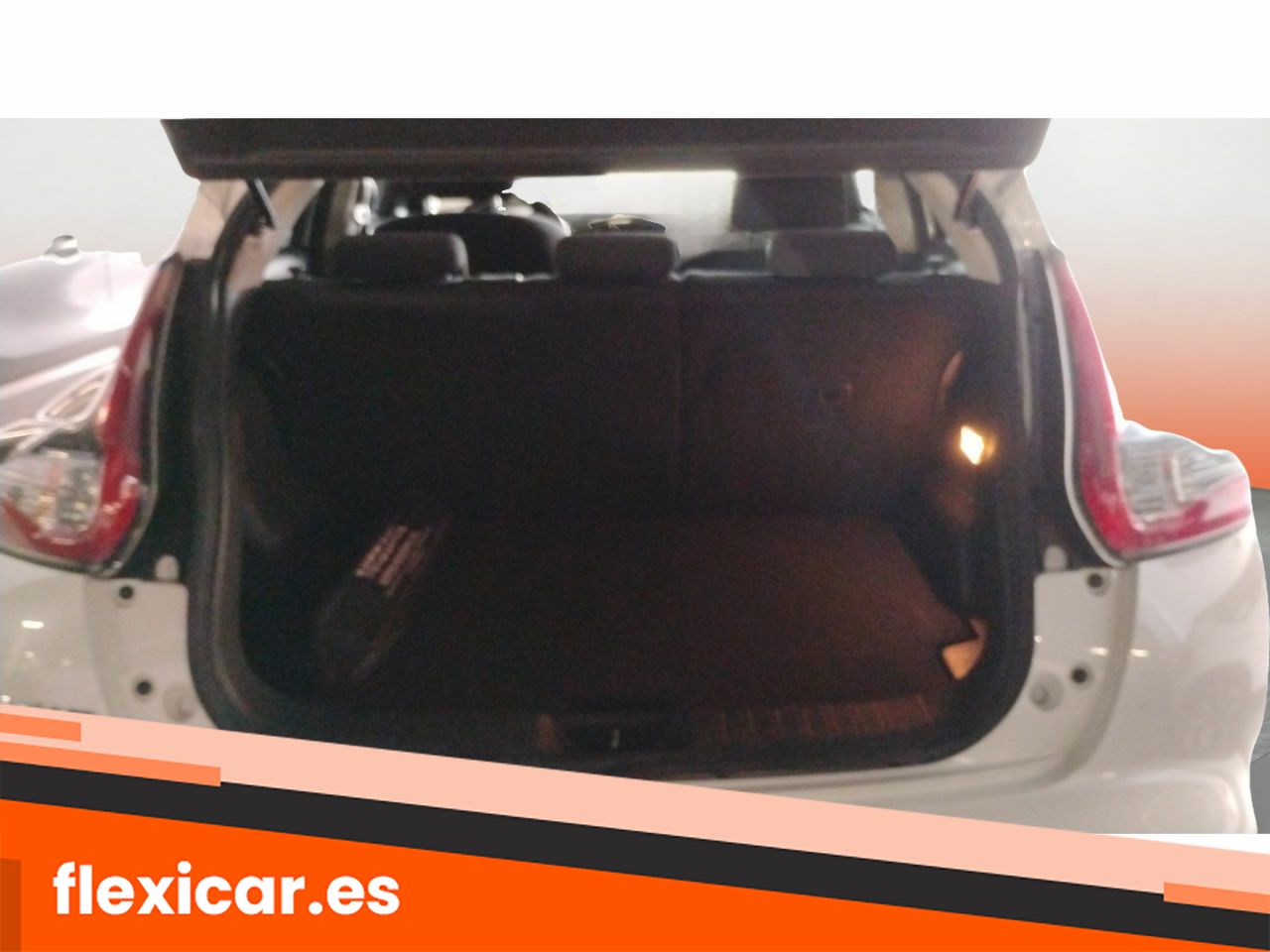 Foto Nissan Juke 16