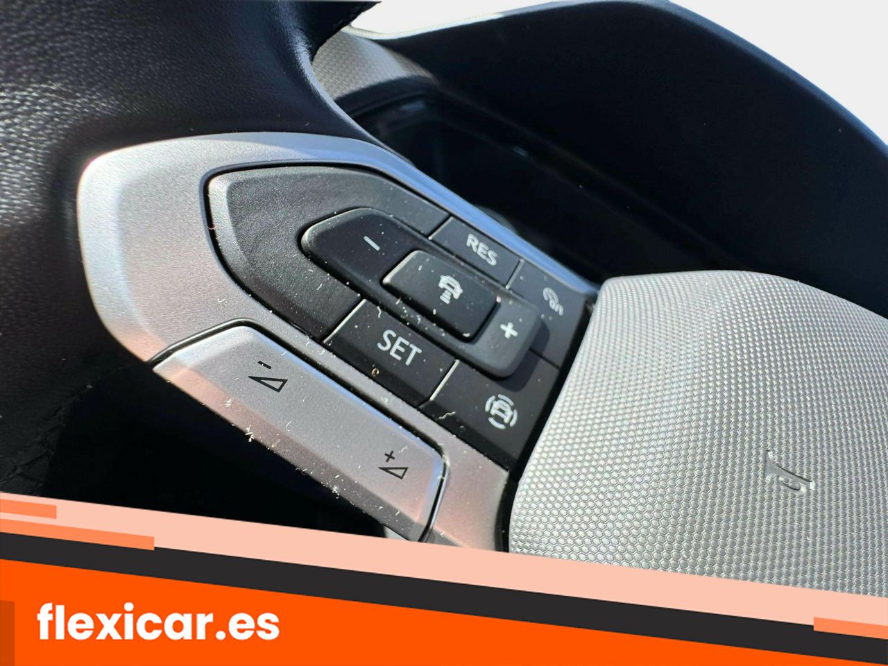Foto Volkswagen T-Cross 15