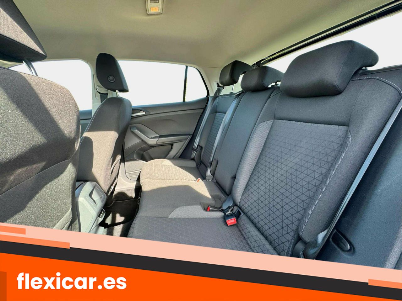 Foto Volkswagen T-Cross 21
