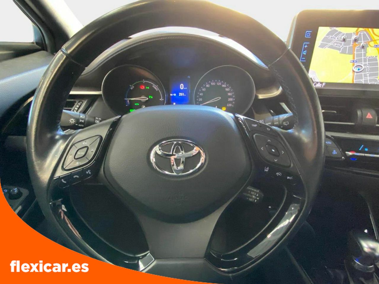 Foto Toyota C-HR 13