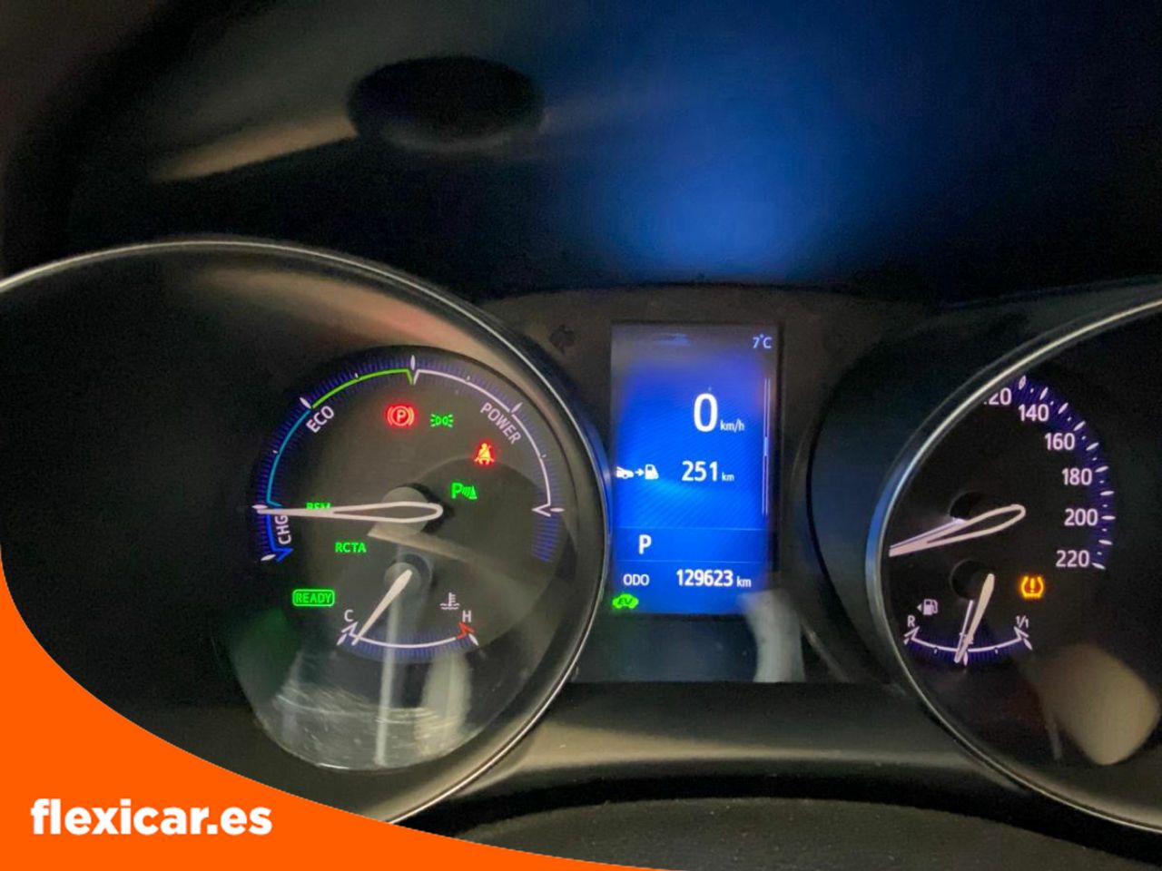Foto Toyota C-HR 15