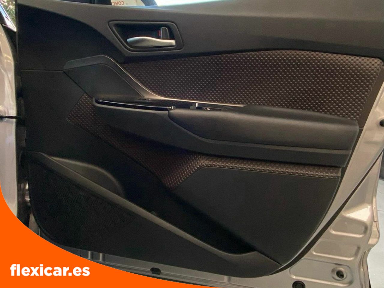 Foto Toyota C-HR 23