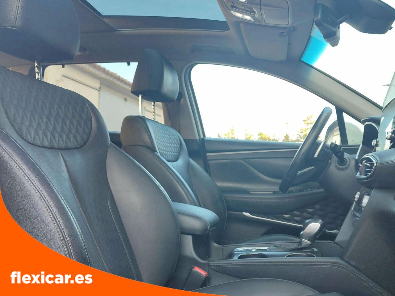 Foto Hyundai Santa Fe 28
