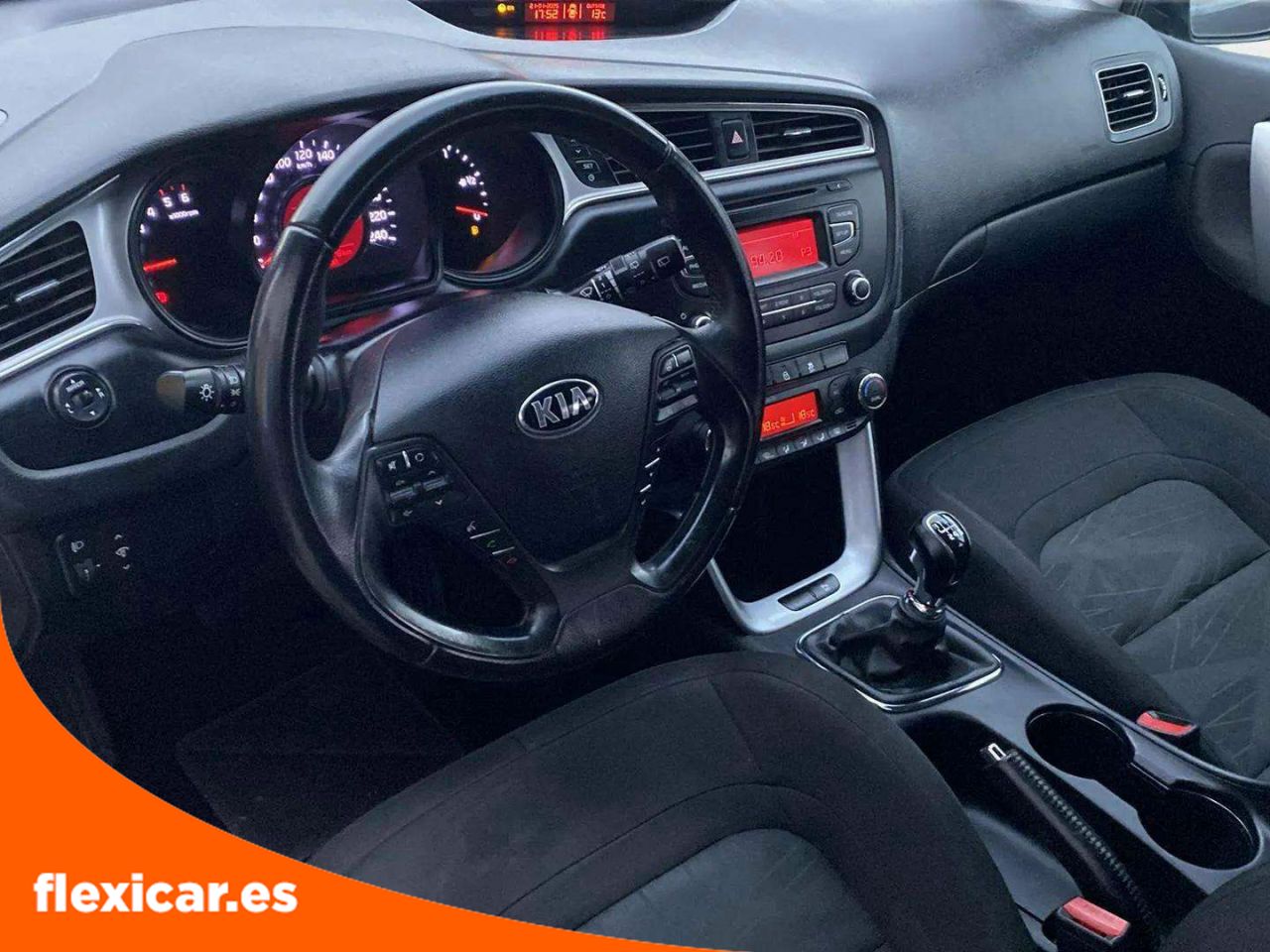Foto Kia Ceed 12