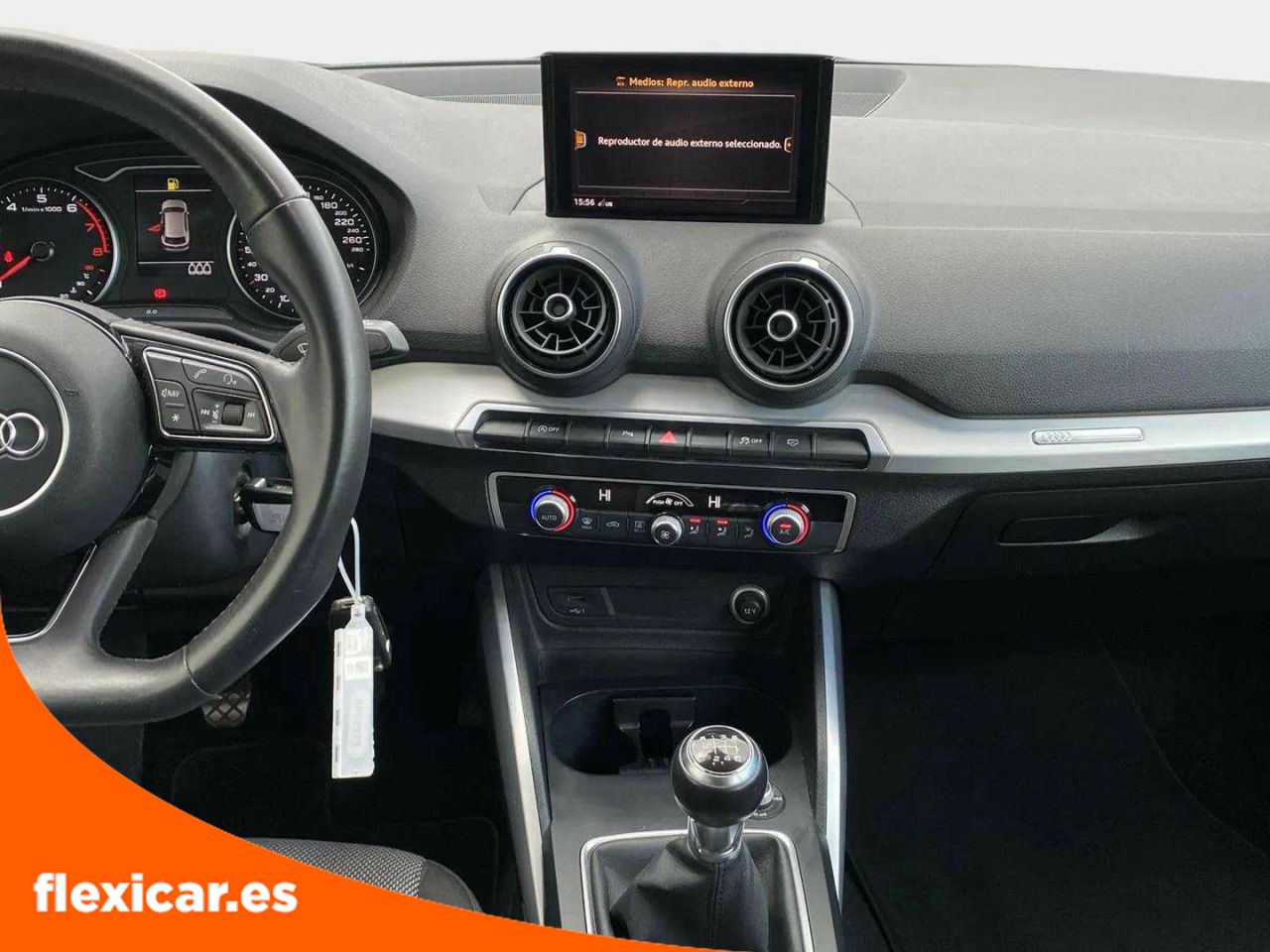 Foto Audi Q2 11