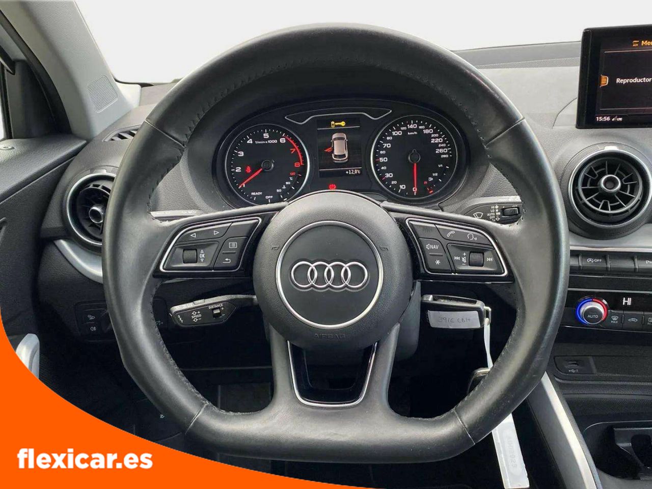 Foto Audi Q2 12