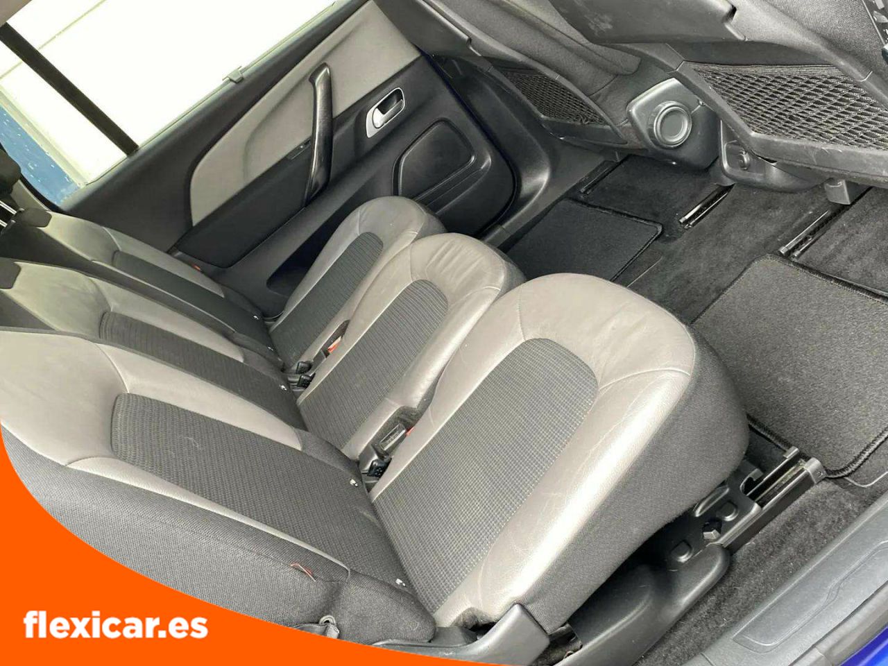 Foto Citroën Grand C4 Picasso 22