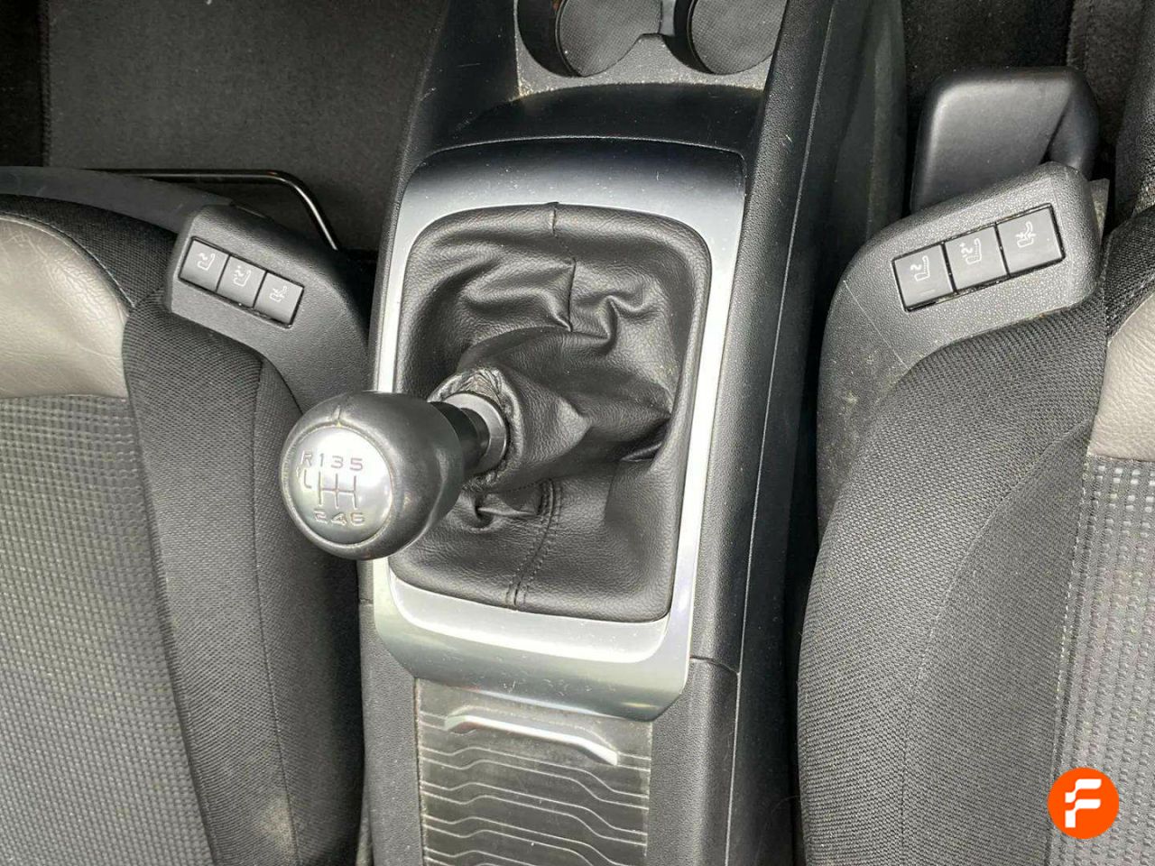 Foto Citroën Grand C4 Picasso 19