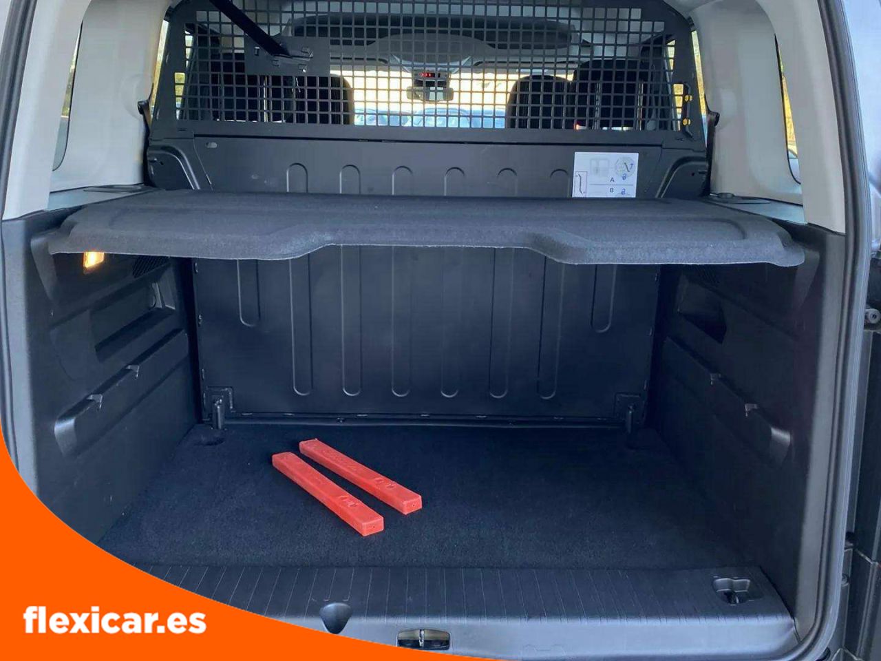 Foto Peugeot Rifter 24