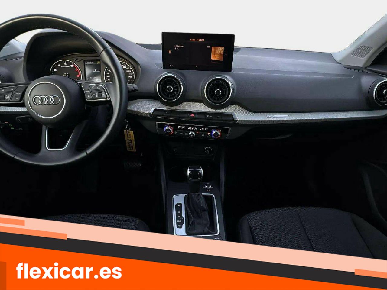 Foto Audi Q2 8
