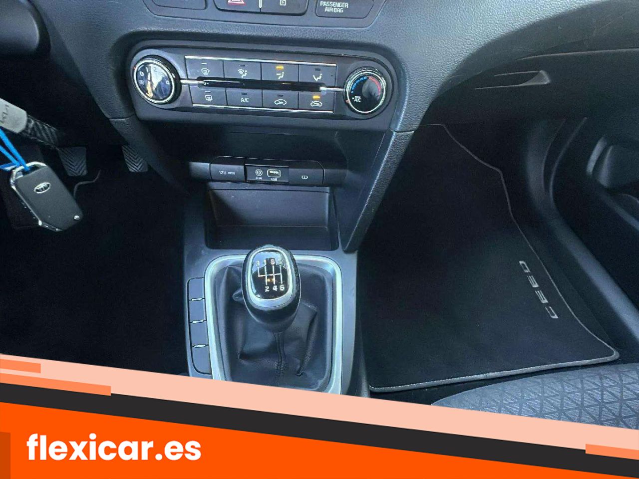Foto Kia Ceed 14