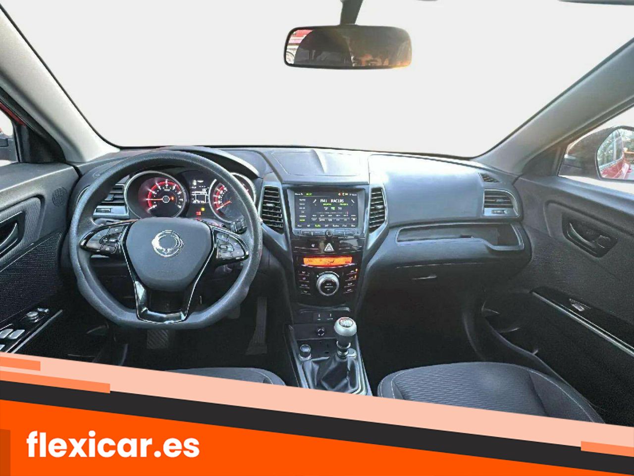 Foto SsangYong XLV 8