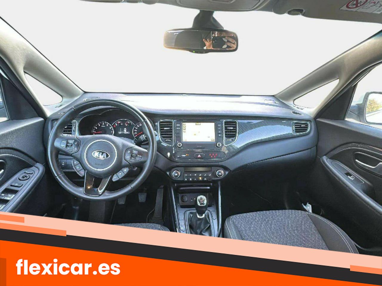 Foto Kia Carens 11
