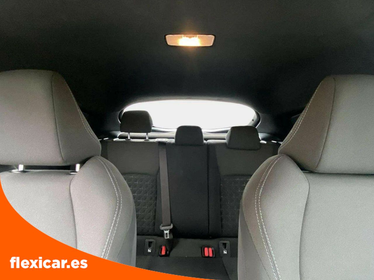 Foto Toyota C-HR 16