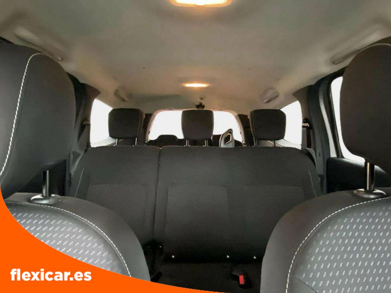 Foto Dacia Lodgy 16
