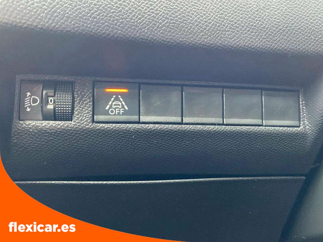 Foto Peugeot 208 15