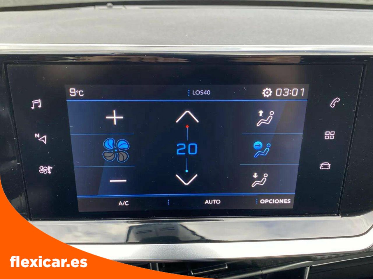 Foto Peugeot 208 17