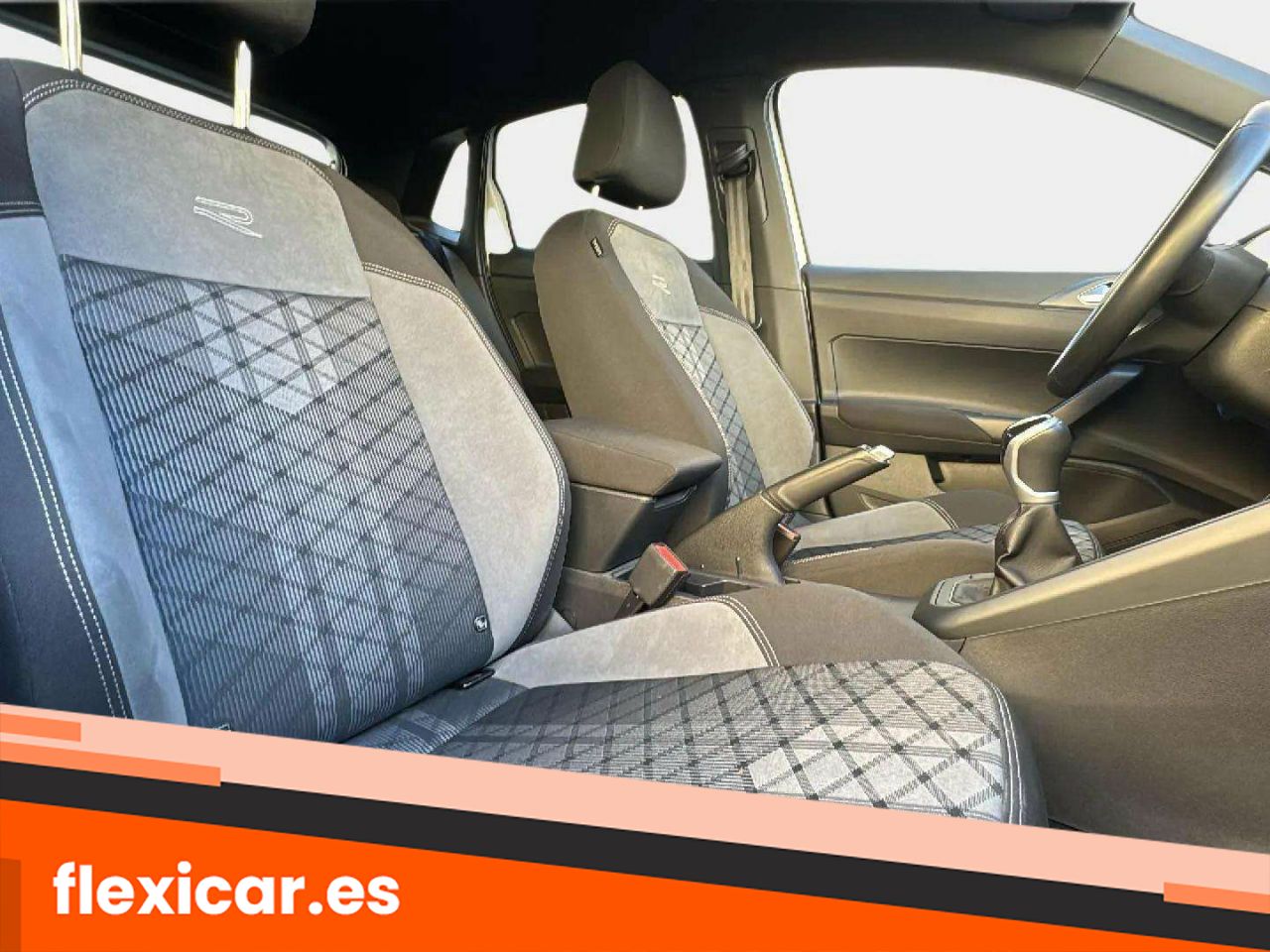 Foto Volkswagen Polo 16