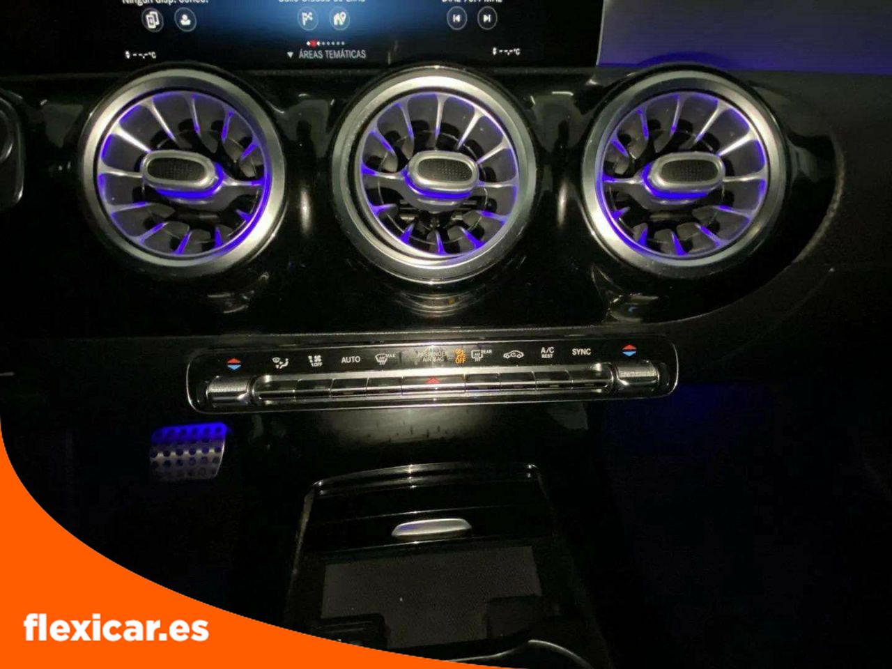 Foto Mercedes-Benz Clase CLA 10