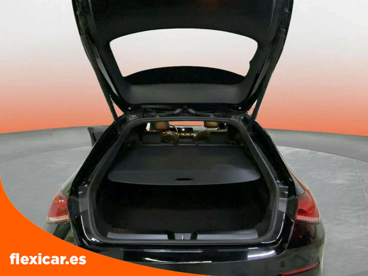 Foto Mercedes-Benz Clase CLA 27