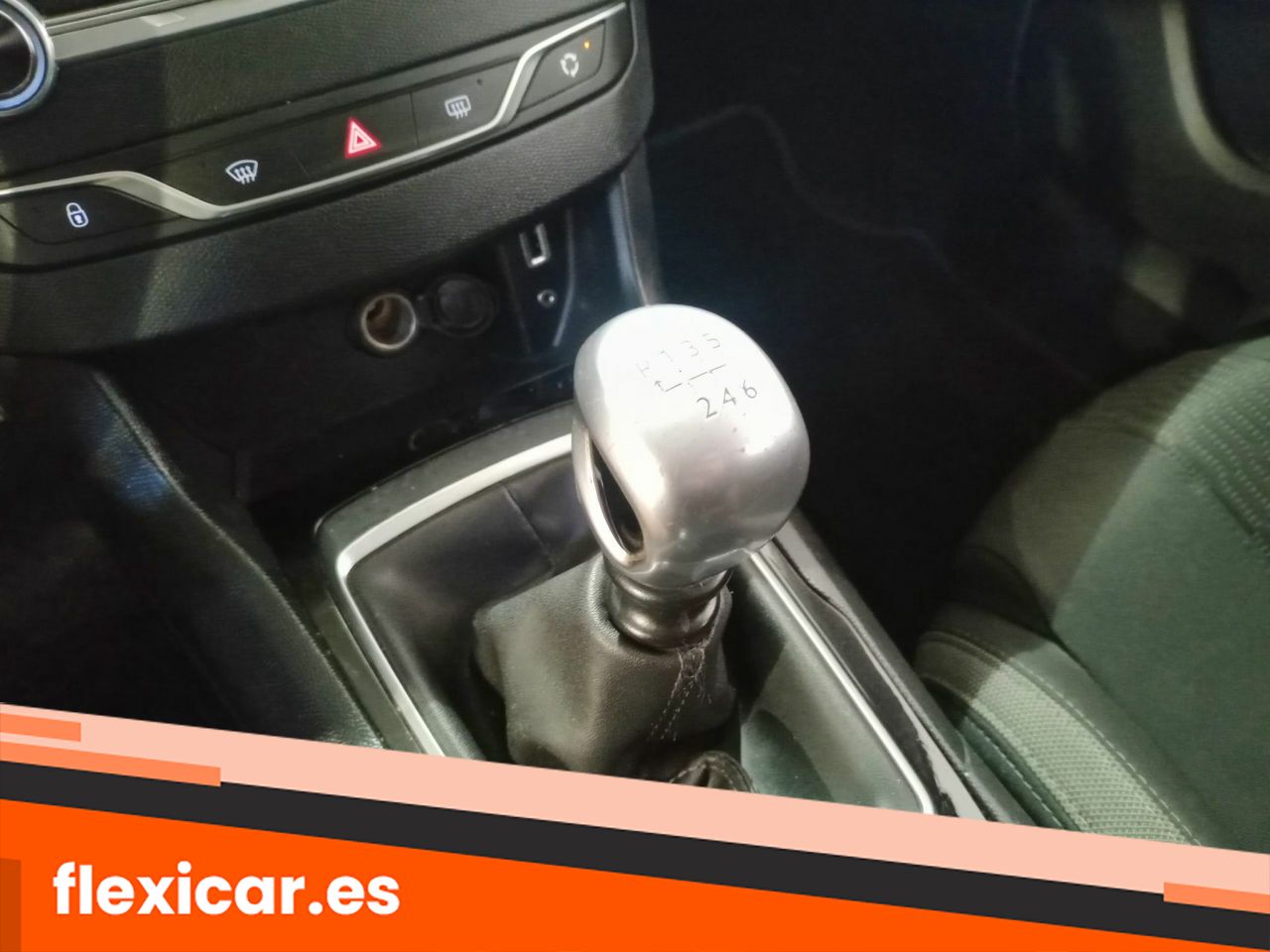 Foto Peugeot 308 8