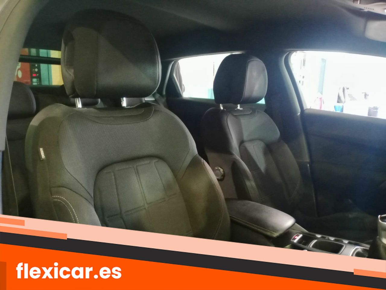 Foto DS Automobiles DS 5 13