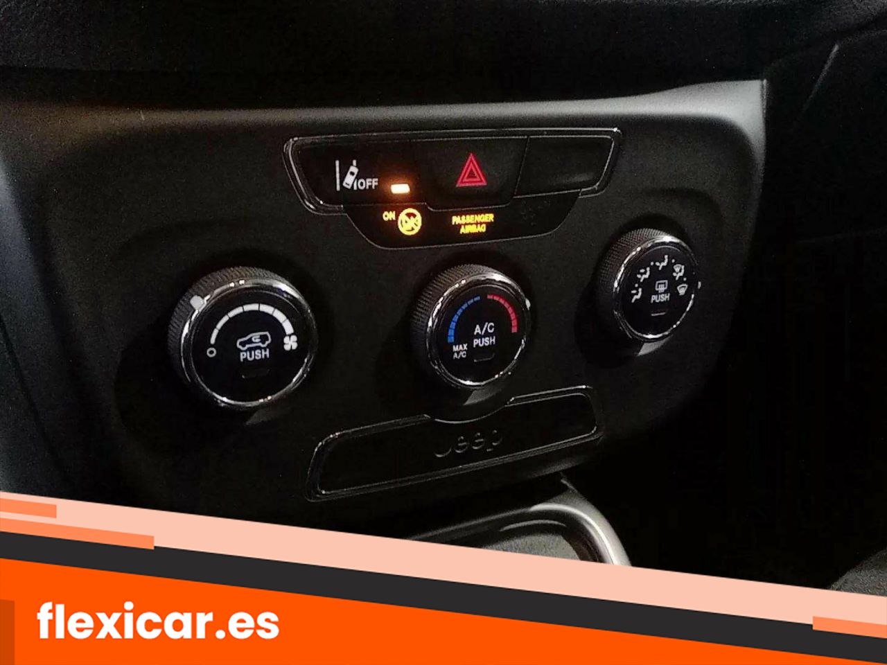 Foto Jeep Compass 12