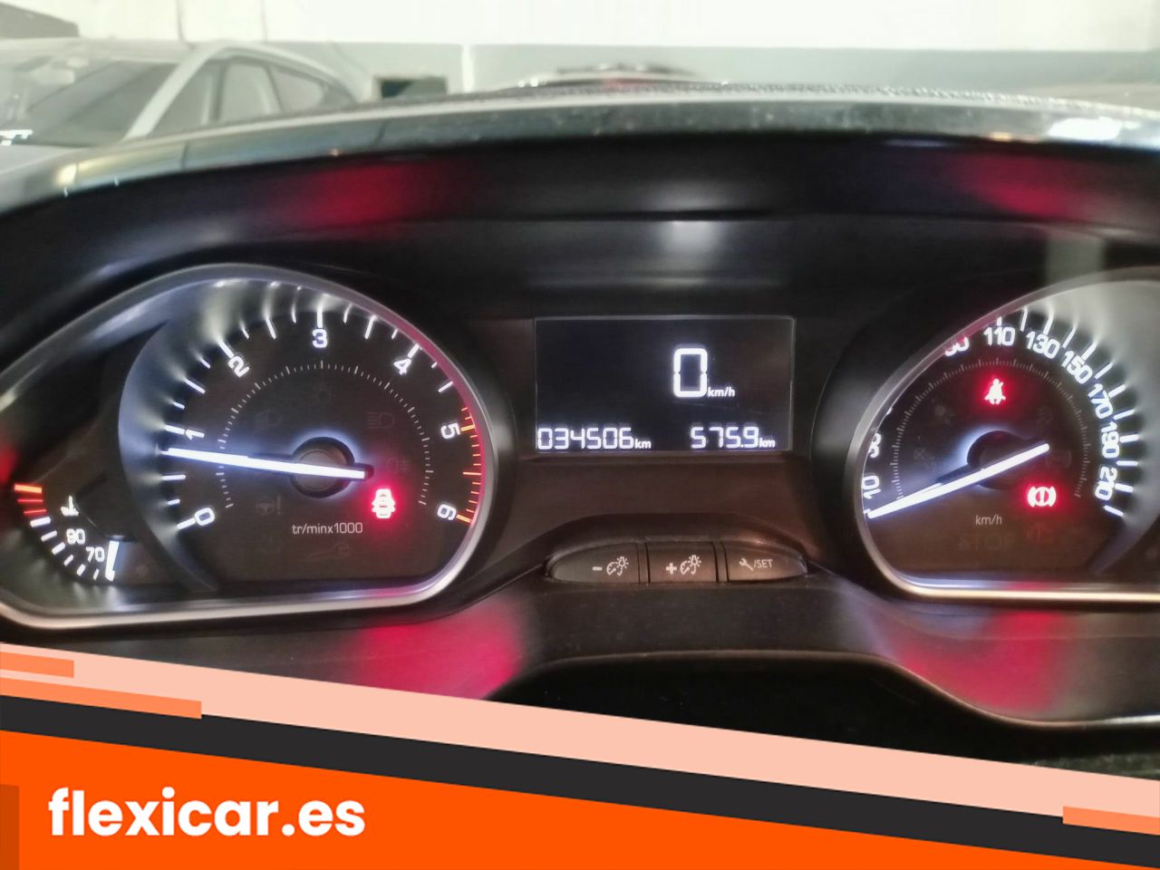 Foto Peugeot 208 14