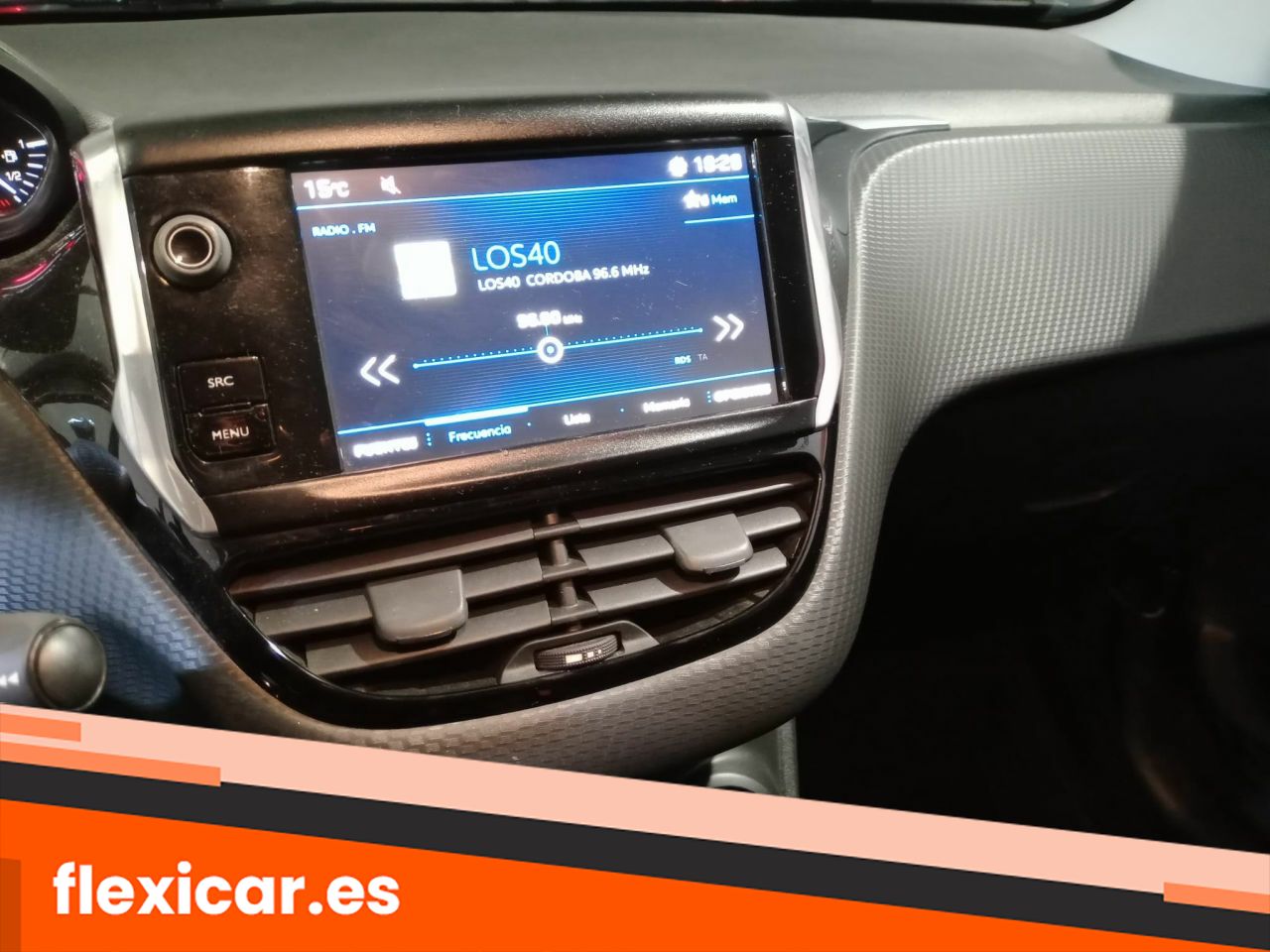 Foto Peugeot 208 15
