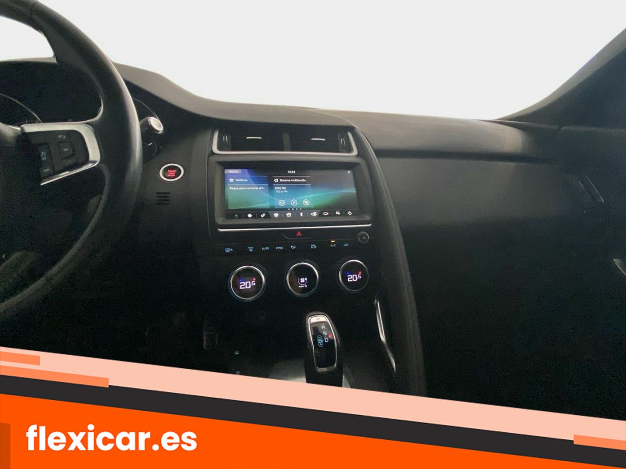 Foto Jaguar E-Pace 11
